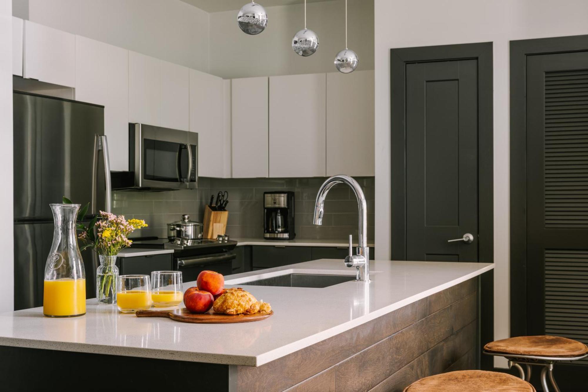 Sonder By Marriott Bonvoy Village 21 Apartments Hillsboro Village Nashville Room photo